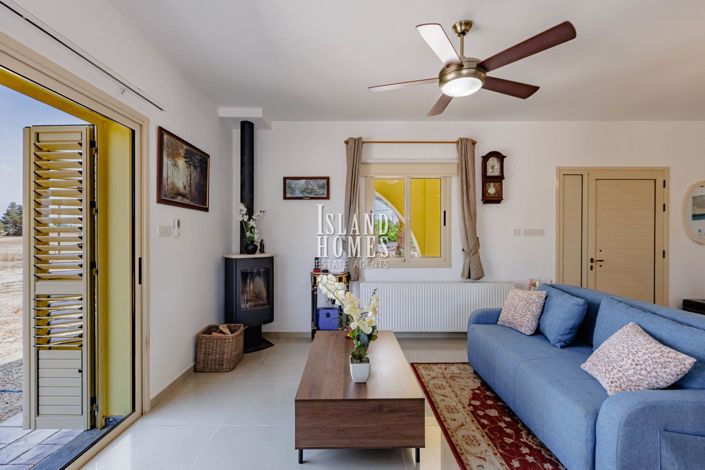 Image No.3-Villa / Détaché de 4 chambres à vendre à Vrysoules