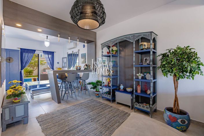 Image No.12-3 Bed Villa for sale