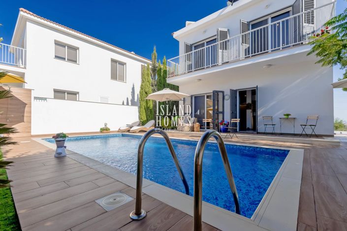 Image No.43-3 Bed Villa for sale