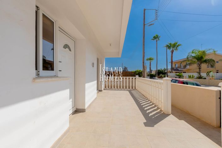 Image No.30-3 Bed Villa for sale