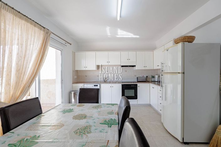 Image No.12-3 Bed Villa for sale