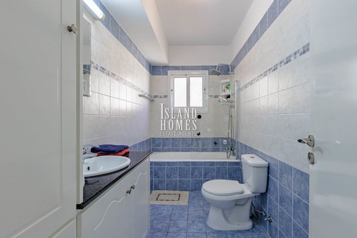 Image No.27-3 Bed Villa for sale