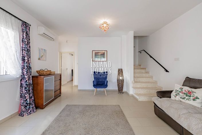 Image No.10-3 Bed Villa for sale