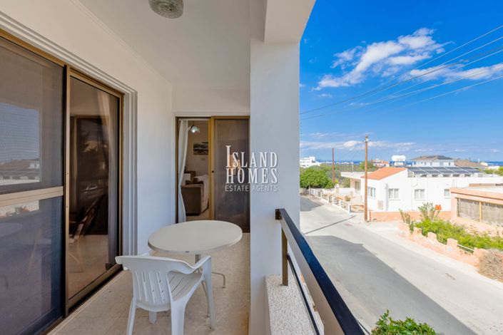 Image No.20-Maison de 5 chambres à vendre à Deryneia