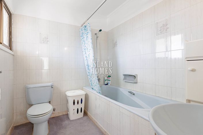 Image No.29-Maison de 5 chambres à vendre à Deryneia