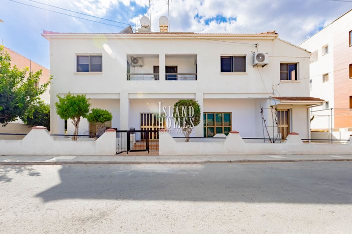 Image No.7-Maison de 5 chambres à vendre à Deryneia