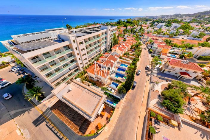 Image No.3-2 Bed Townhouse for sale