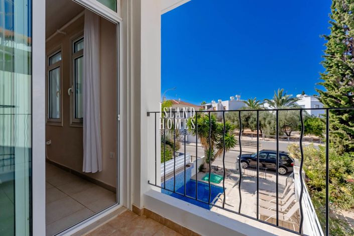 Image No.24-2 Bed Townhouse for sale