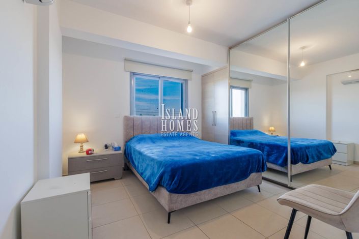 Image No.19-3 Bed Apartment for sale