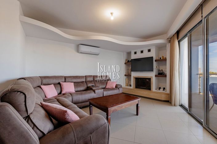 Image No.9-3 Bed Apartment for sale