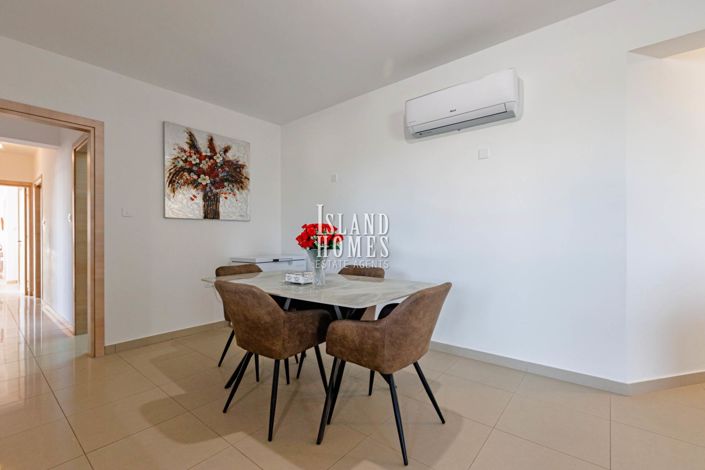 Image No.10-3 Bed Apartment for sale