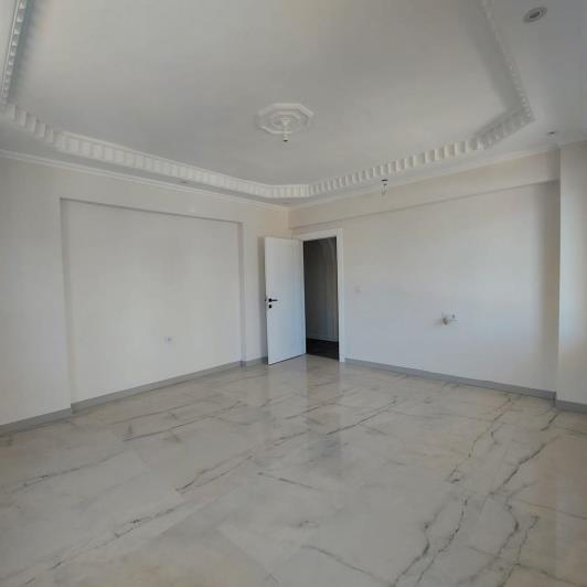 Image No.12-3 Bed Apartment for sale