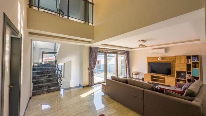 Image No.15-4 Bed Villa / Detached for sale