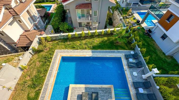 Image No.6-4 Bed Villa / Detached for sale