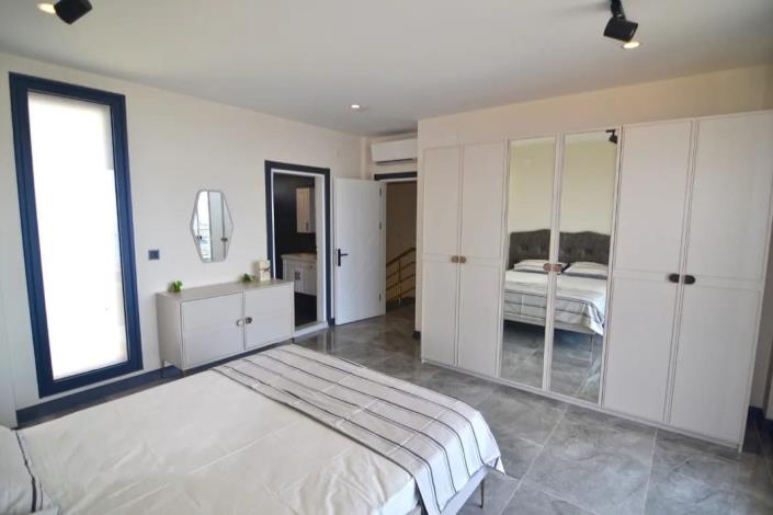 Image No.19-4 Bed Villa for sale