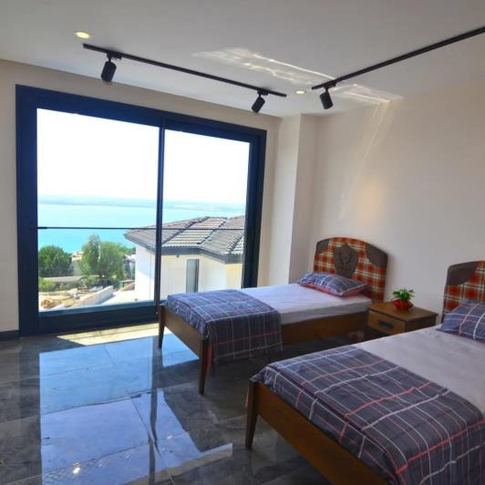 Image No.16-4 Bed Villa for sale