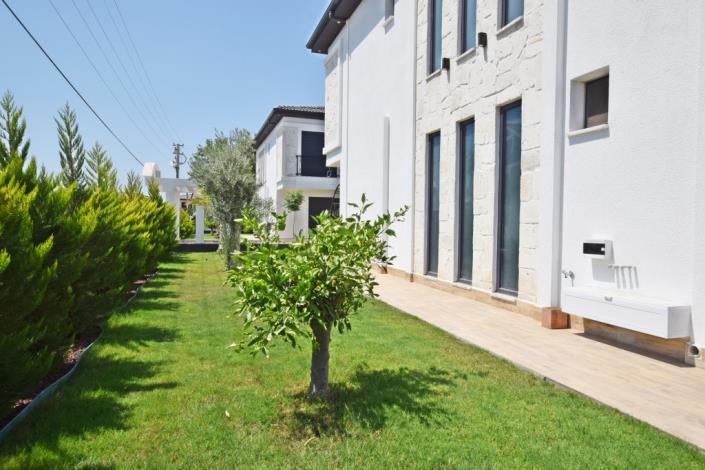 Image No.8-3 Bed Villa / Detached for sale