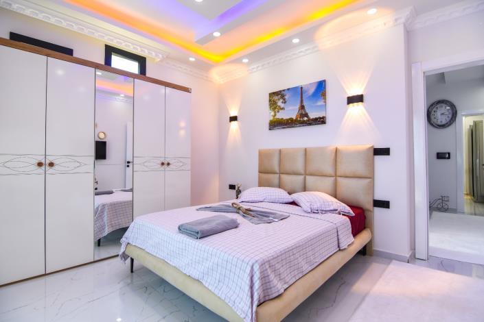 Image No.12-3 Bed Duplex for sale