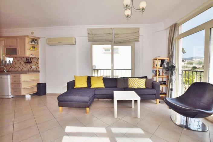 Image No.17-3 Bed Semi-Detached for sale