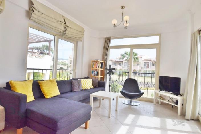 Image No.18-3 Bed Semi-Detached for sale