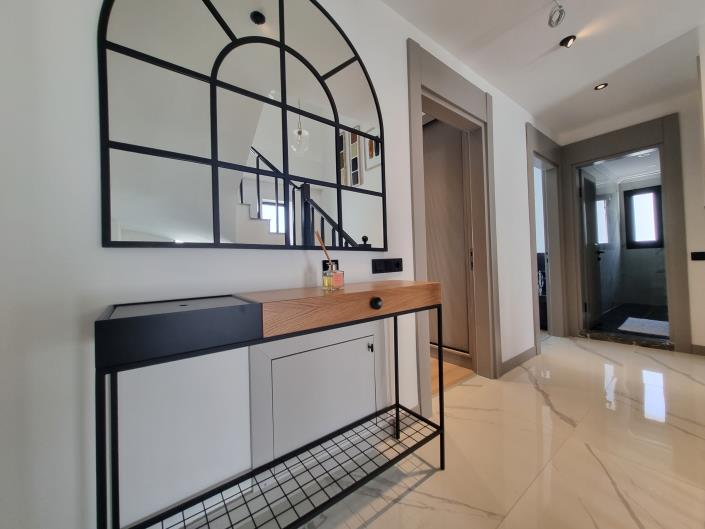 Image No.22-Villa / Détaché de 4 chambres à vendre à Altinkum