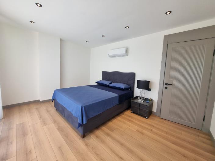 Image No.18-Villa / Détaché de 4 chambres à vendre à Altinkum