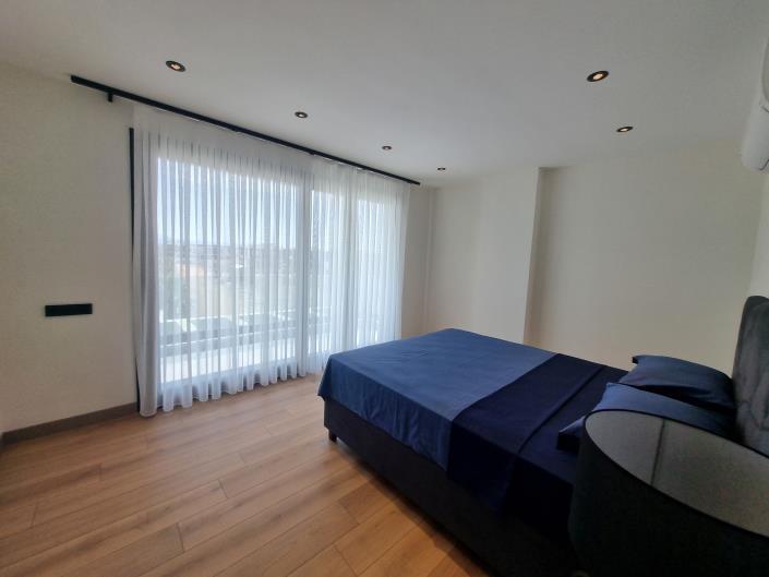 Image No.19-Villa / Détaché de 4 chambres à vendre à Altinkum