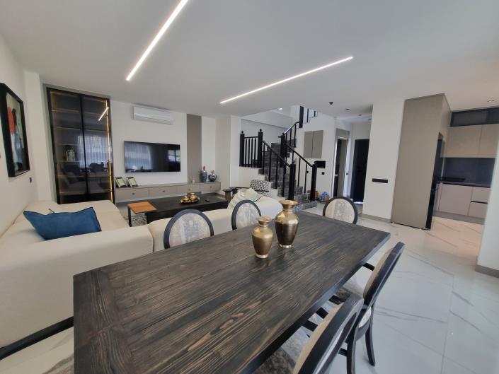 Image No.10-Villa / Détaché de 4 chambres à vendre à Altinkum