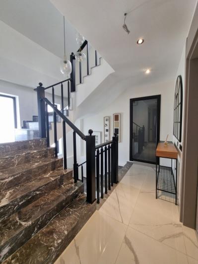 Image No.21-Villa / Détaché de 4 chambres à vendre à Altinkum