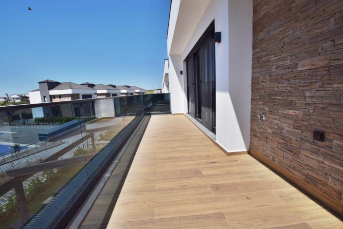 Image No.32-4 Bed Villa / Detached for sale