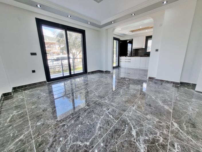 Image No.11-4 Bed Villa / Detached for sale