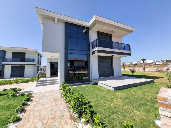 Image No.11-3 Bed Villa / Detached for sale