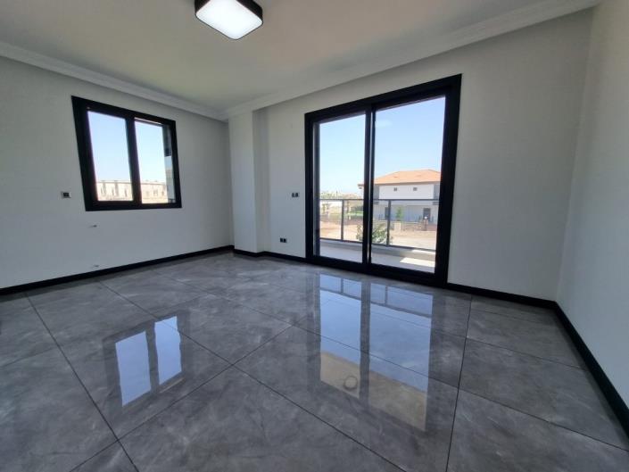 Image No.26-3 Bed Villa / Detached for sale