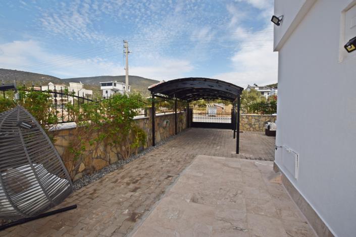 Image No.4-6 Bed Villa / Detached for sale