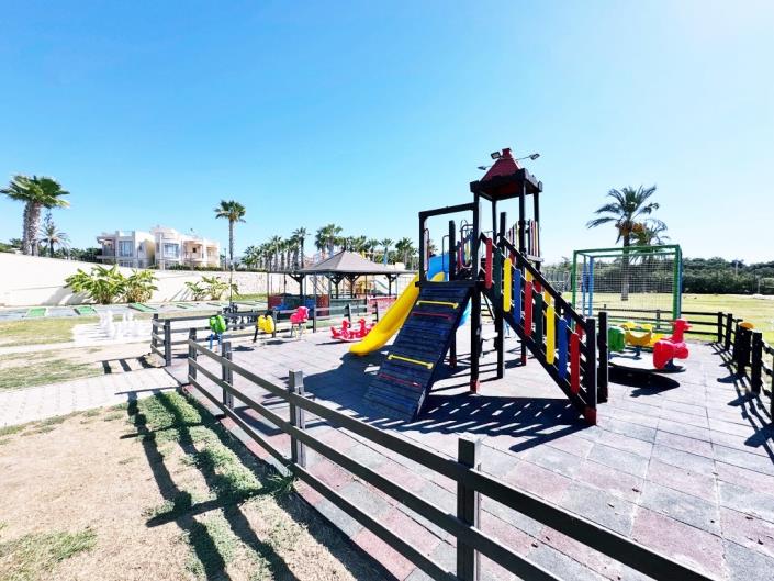 Image No.15-3 Bed Duplex for sale