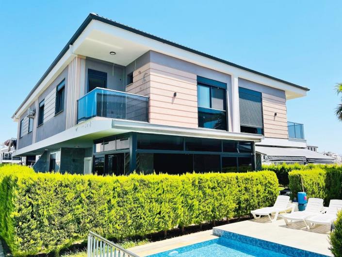 Image No.10-3 Bed Semi-Detached for sale