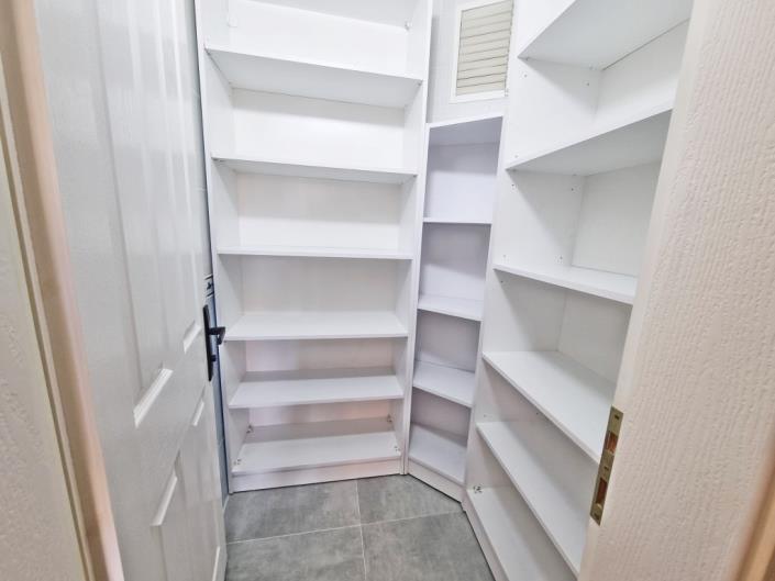 Image No.25-2 Bed Apartment for sale