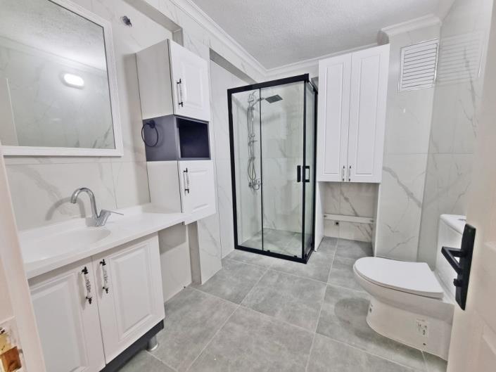 Image No.20-2 Bed Apartment for sale