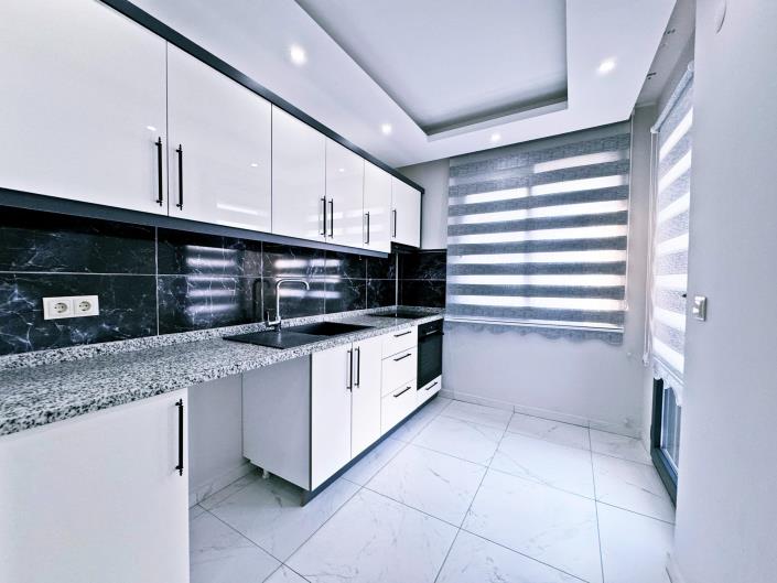 Image No.16-2 Bed Apartment for sale