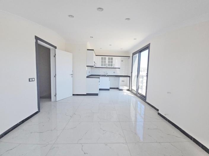 Image No.5-3 Bed Duplex for sale