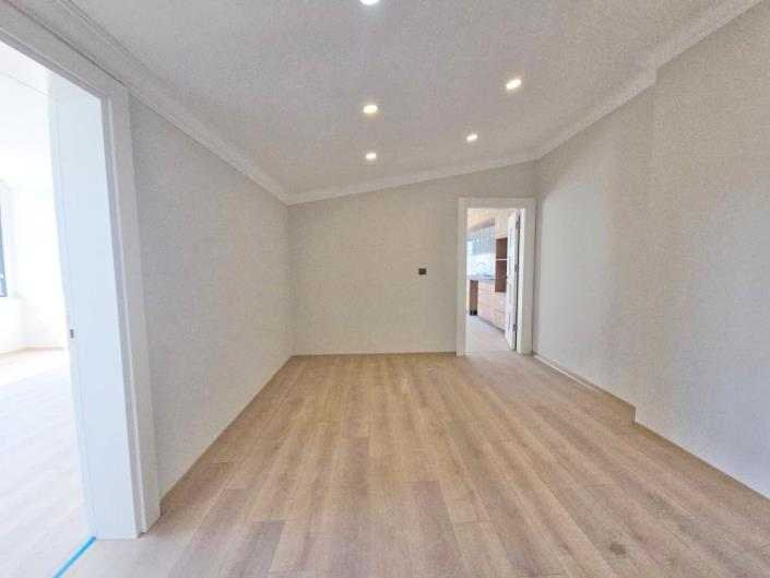 Image No.18-3 Bed Duplex for sale