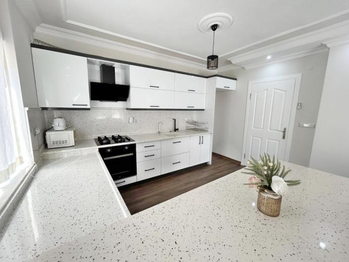 Image No.8-3 Bed Apartment for sale