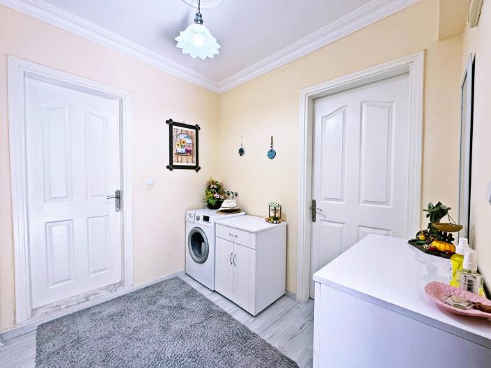 Image No.7-2 Bed Apartment for sale