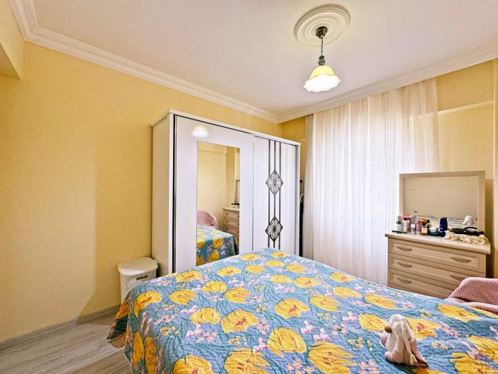 Image No.20-2 Bed Apartment for sale