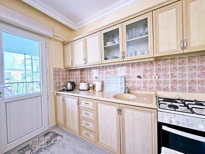 Image No.12-2 Bed Apartment for sale