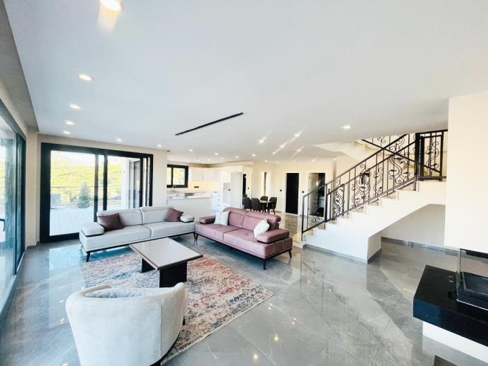 Image No.11-Villa / Détaché de 5 chambres à vendre à Aydin