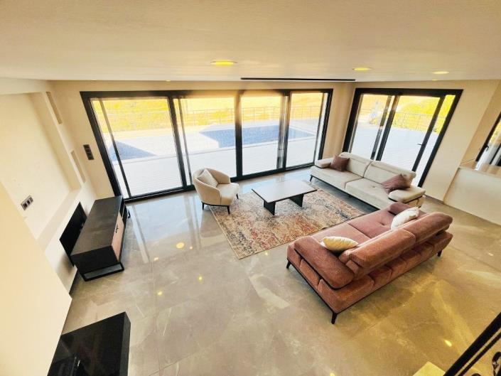 Image No.9-Villa / Détaché de 5 chambres à vendre à Aydin