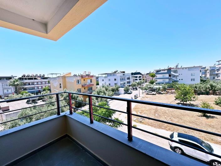 Image No.17-3 Bed Duplex for sale