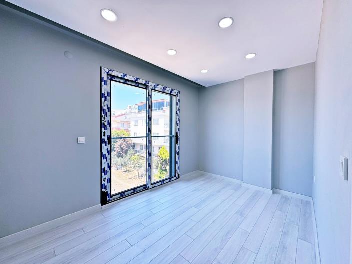 Image No.21-3 Bed Duplex for sale