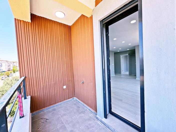 Image No.13-3 Bed Duplex for sale